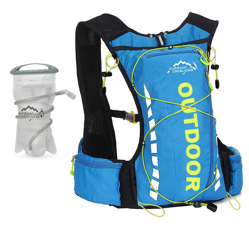 Mochila de Hidratação Ultra Leve TrailFlow 8L - Praticidade e Hidratação para Suas Aventuras!